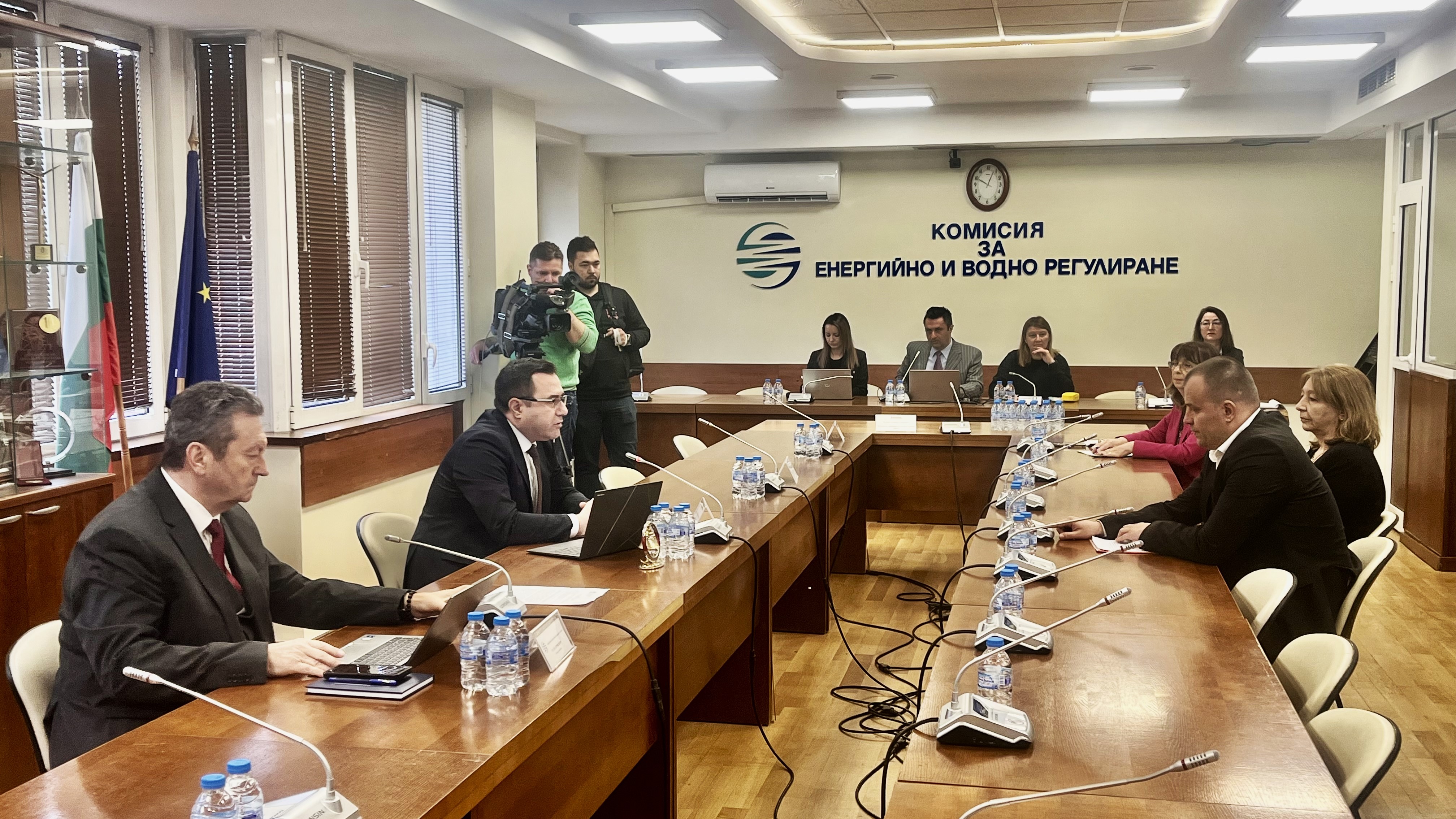 ПРЕДСЕДАТЕЛЯТ НА КЕВР :  ЗА М. АПРИЛ Е ОСИГУРЕНА МНОГО КОНКУРЕНТНА ЦЕНА НА ПРИРОДНИЯ ГАЗ ЗА БЪЛГАРСКИТЕ ПОТРЕБИТЕЛИ, КОЯТО Е С 20 EUR ПО-НИСКА ОТ TTF